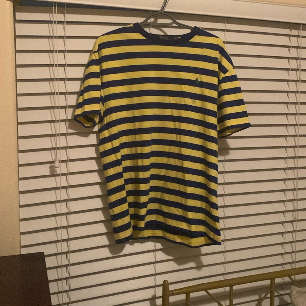 MENS NEVER WORN POLO SHIRT